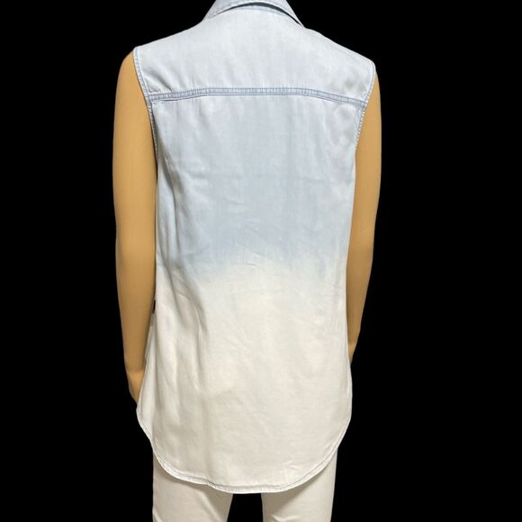 Paper Crane Women's Denim Double Pocket Shirt Light Blue Sz/M - Picture 2 of 8